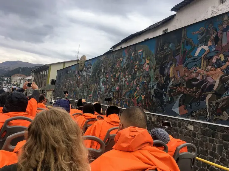 Mural histórico de Cusco